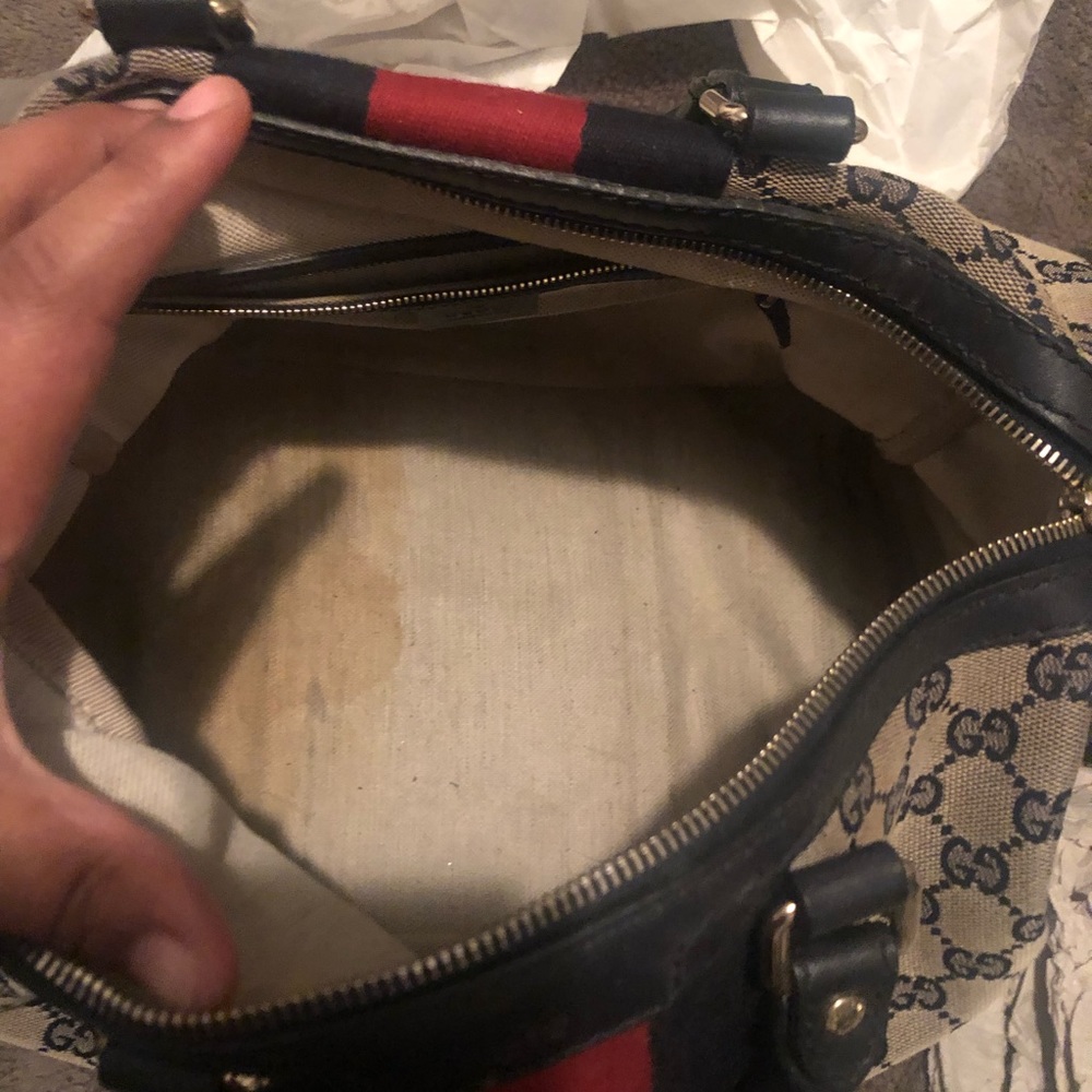 Gucci! ❌Sold❌ - Picture 6 of 6